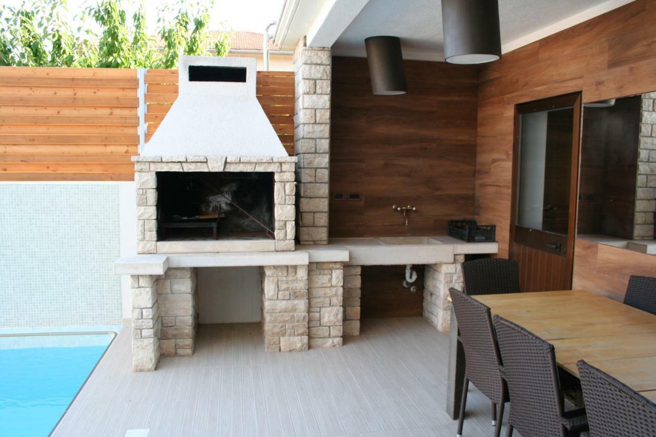 Apartment Vuk プーラ エクステリア 写真