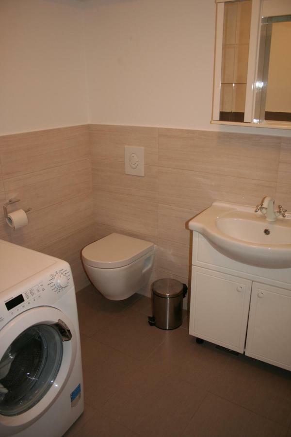 Apartment Vuk プーラ エクステリア 写真