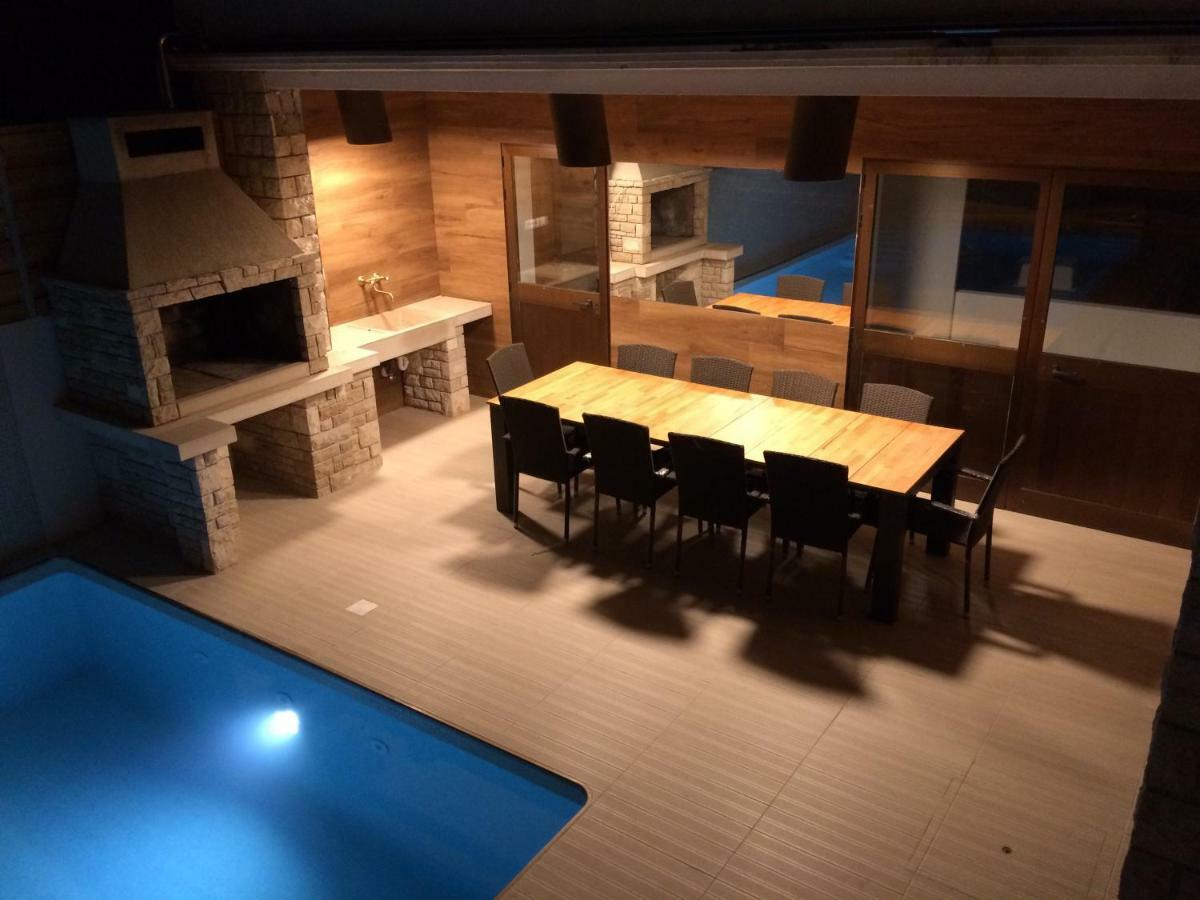 Apartment Vuk プーラ エクステリア 写真